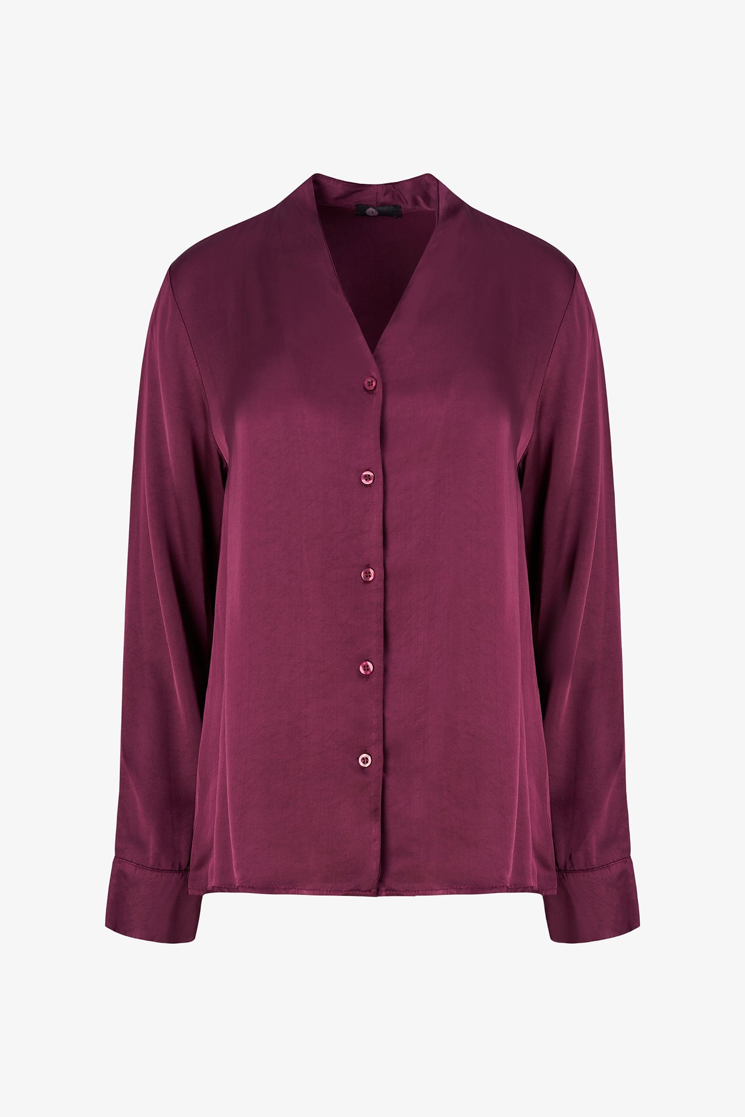 Women’s woven button down shirt, with long sleeves and a v-neckline