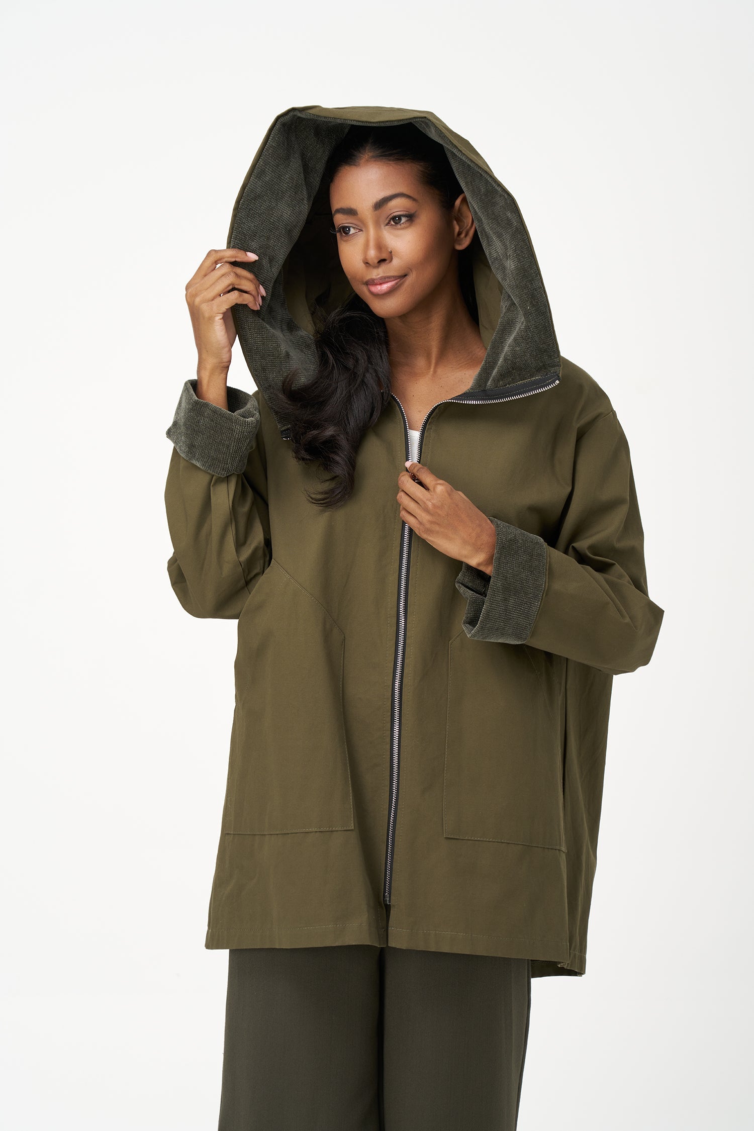 Women's woven zip-up long sleeve jacket