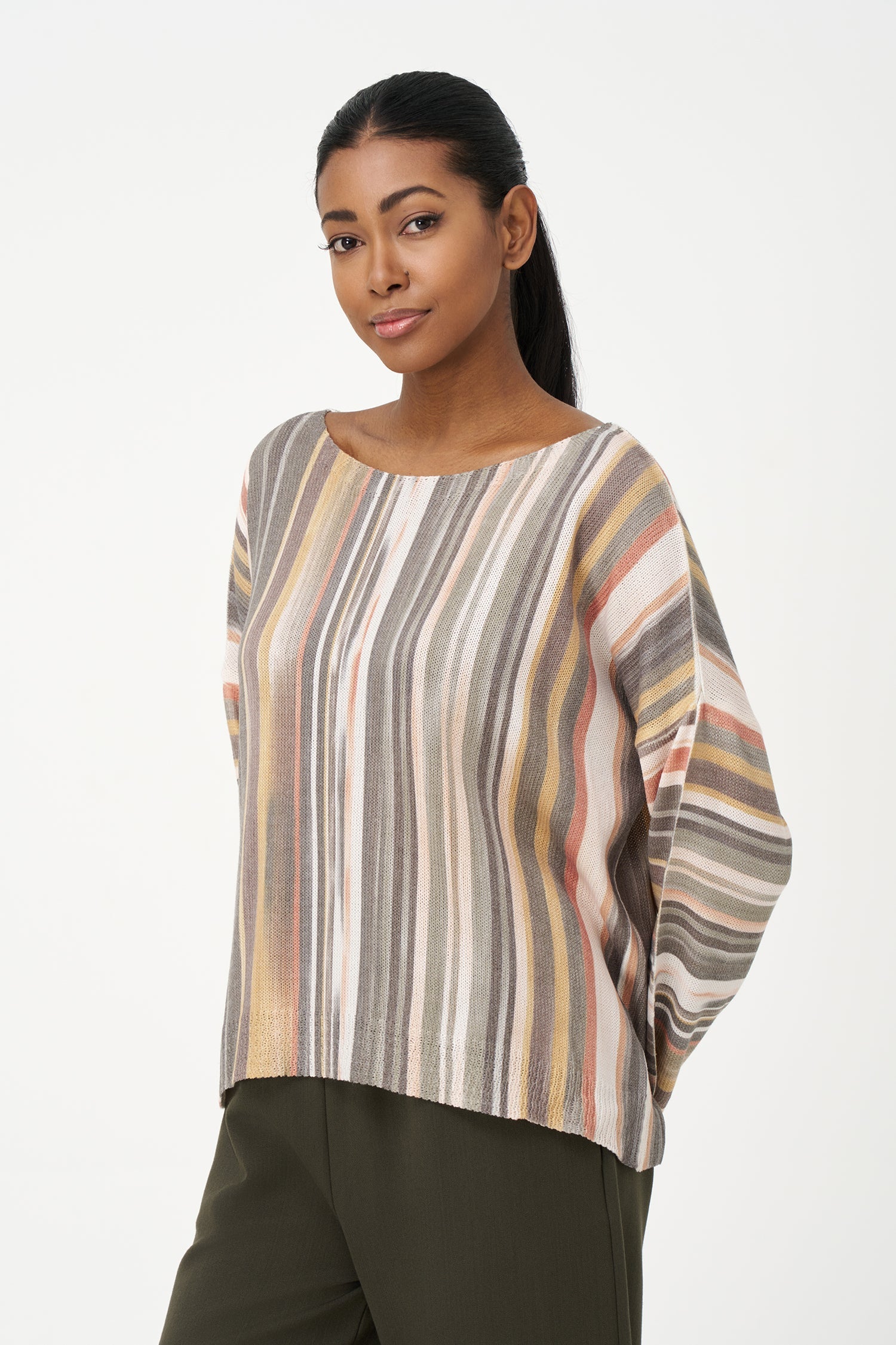 Women's knit wide-neck printed sweater, with long sleeves