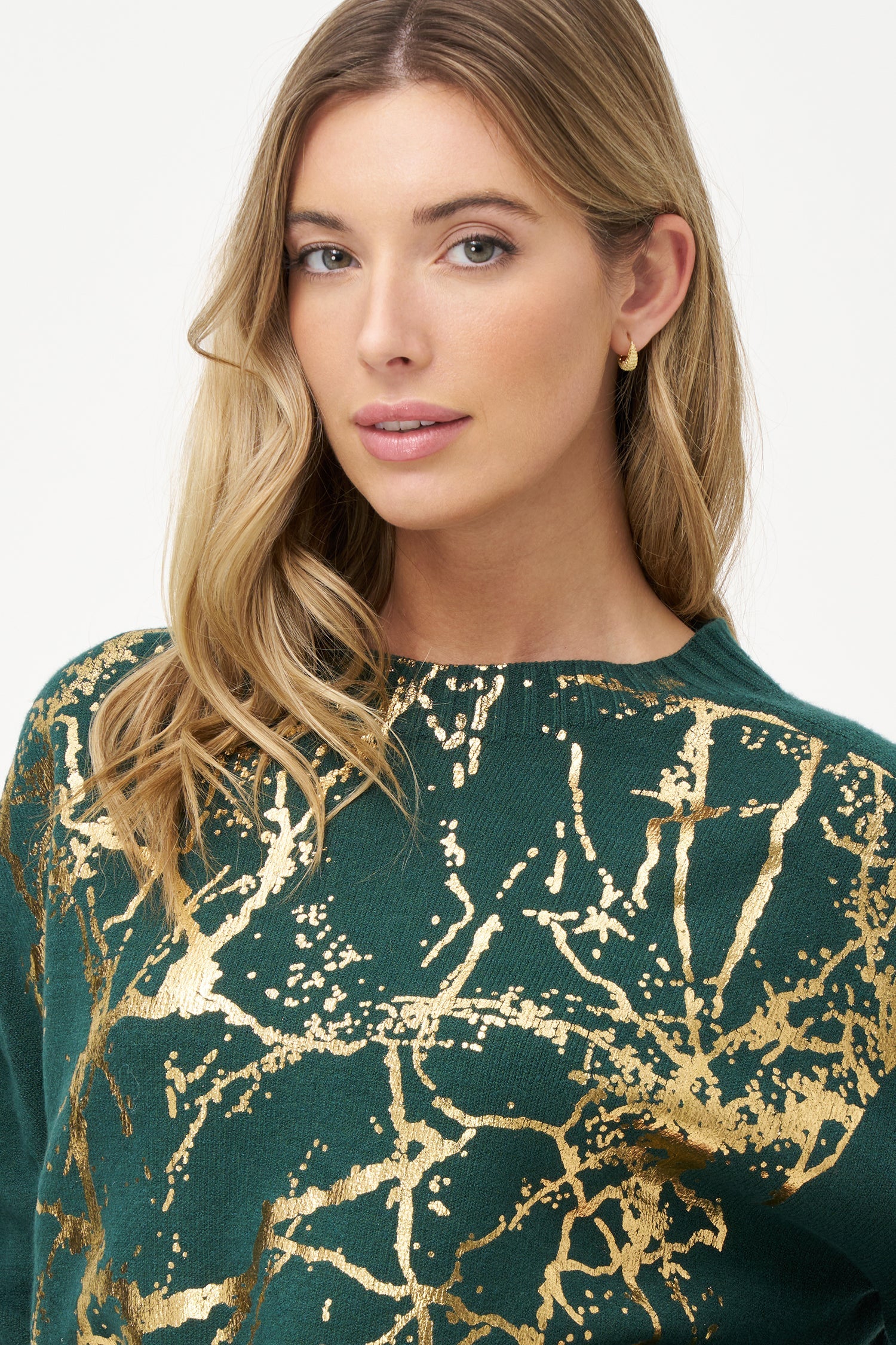 Women’s knit crew-neck long sleeve sweater