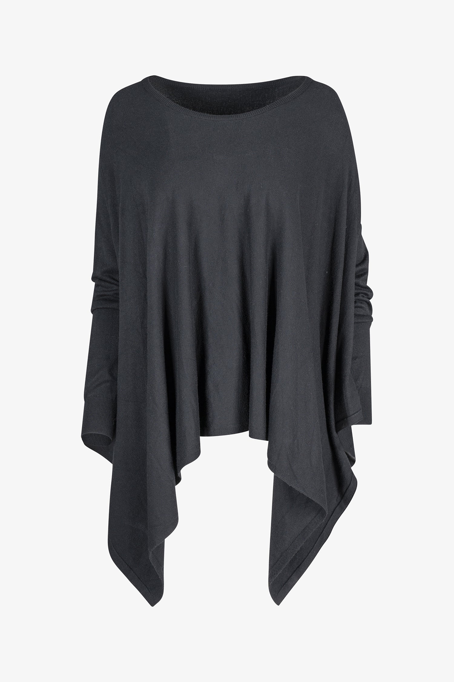 Women's knit oversized long sleeve wide-neck sweater, with an asymmetrical hem