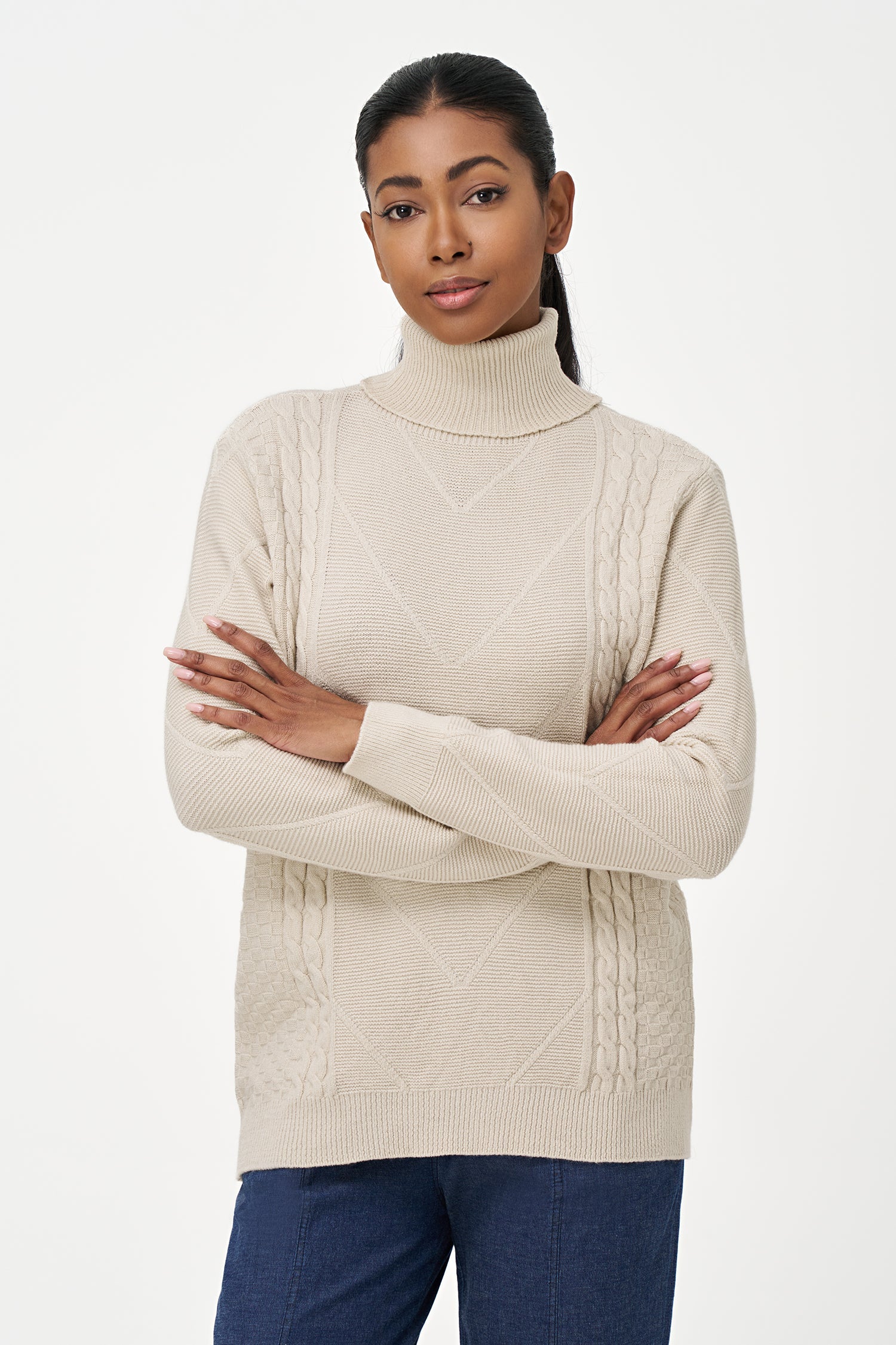 ニット/セーター HYKE  CABLE-KNIT NECK WARMER HYKE ハイク CABLE-KNIT SWEATER NECK WARMER | ヤマダウェブコム