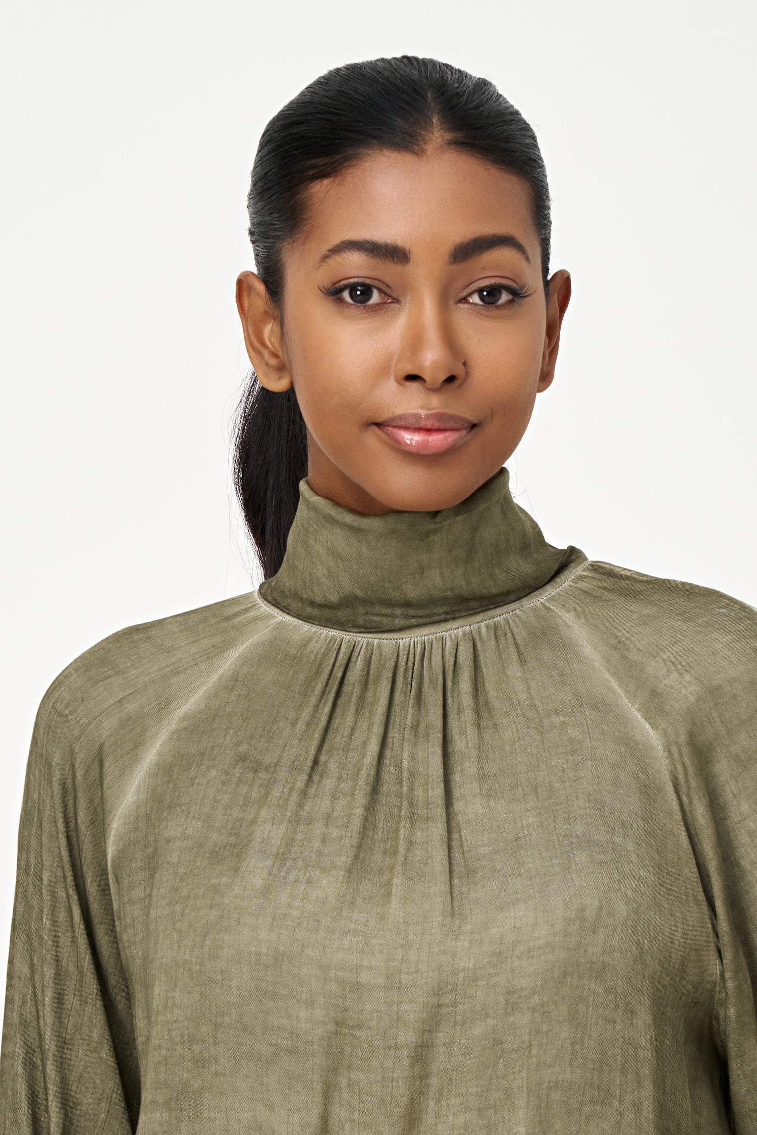 Women's Woven Long Sleeve Raglan Top