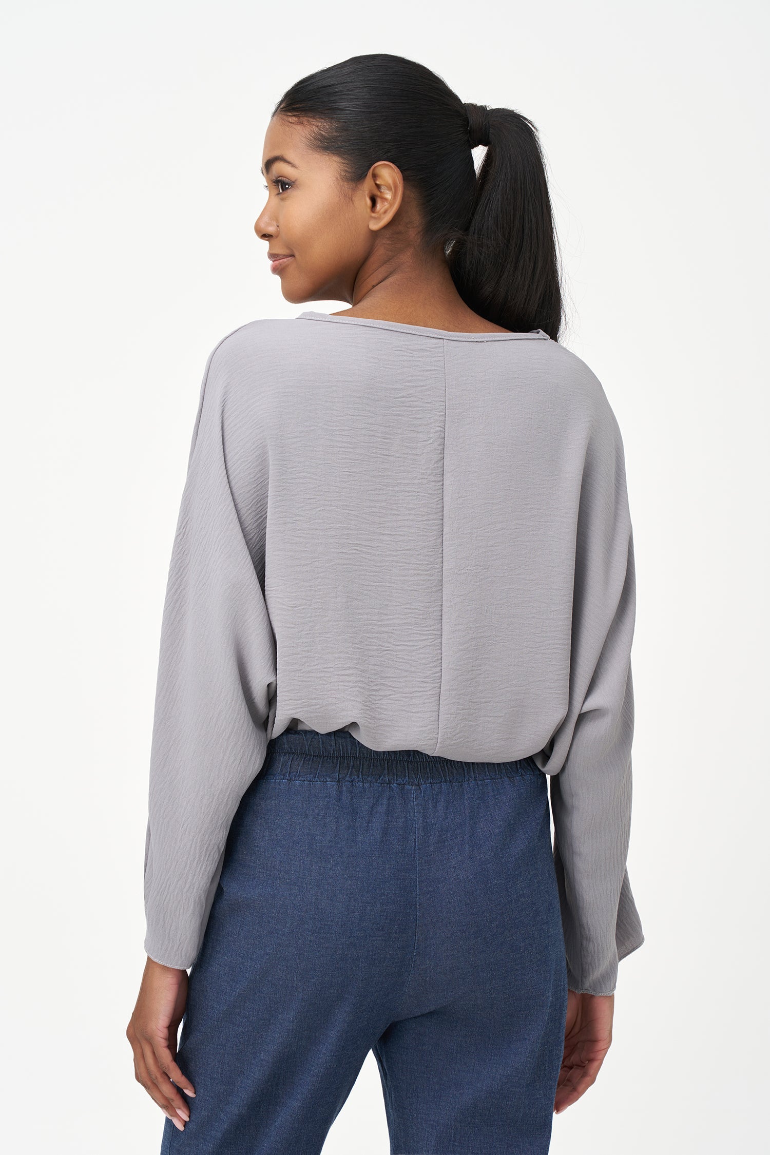 Women's Woven Long Sleeve V-Neck Top With A Boat-Neckline