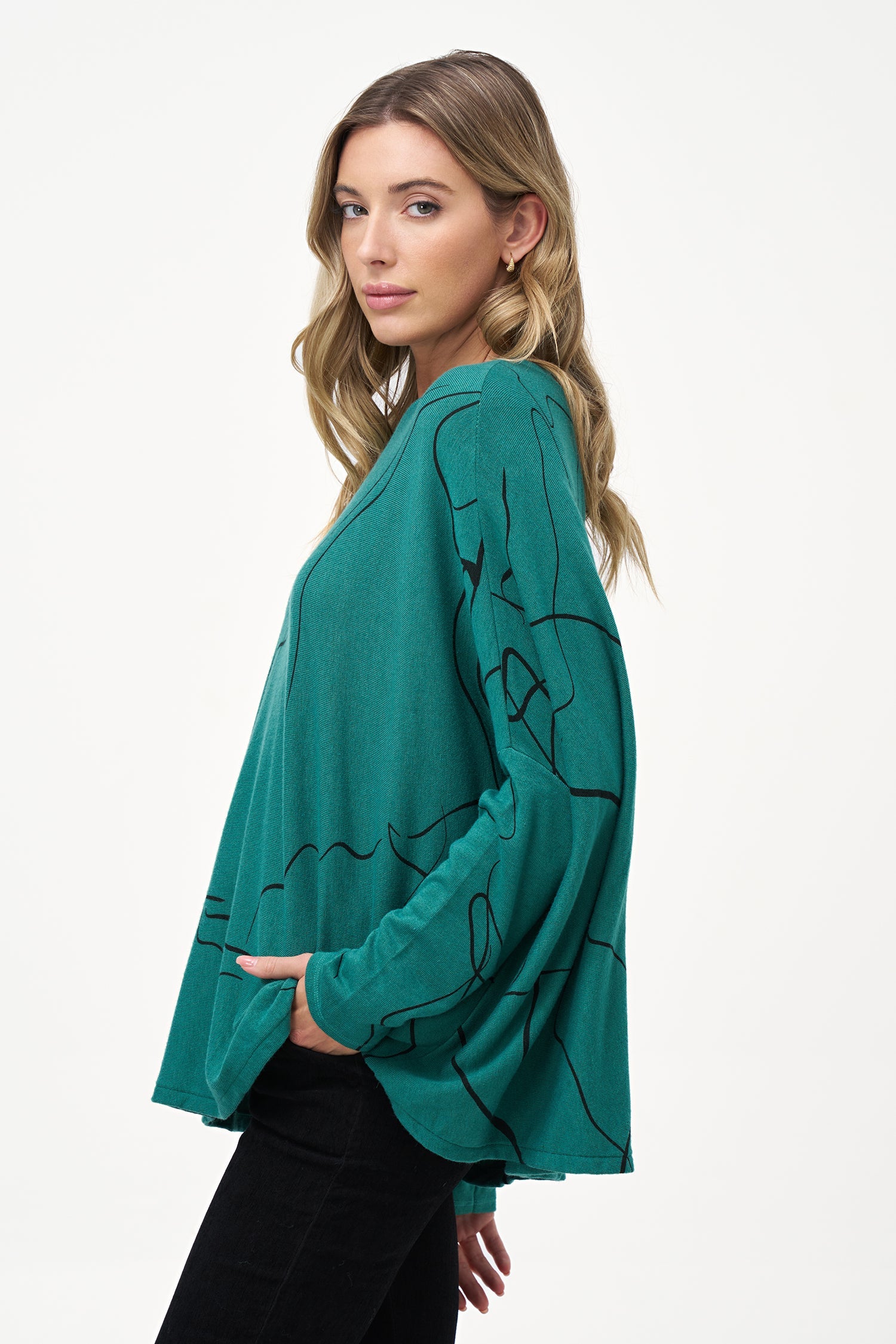 Women's Knit Long Sleeve Oversized Top