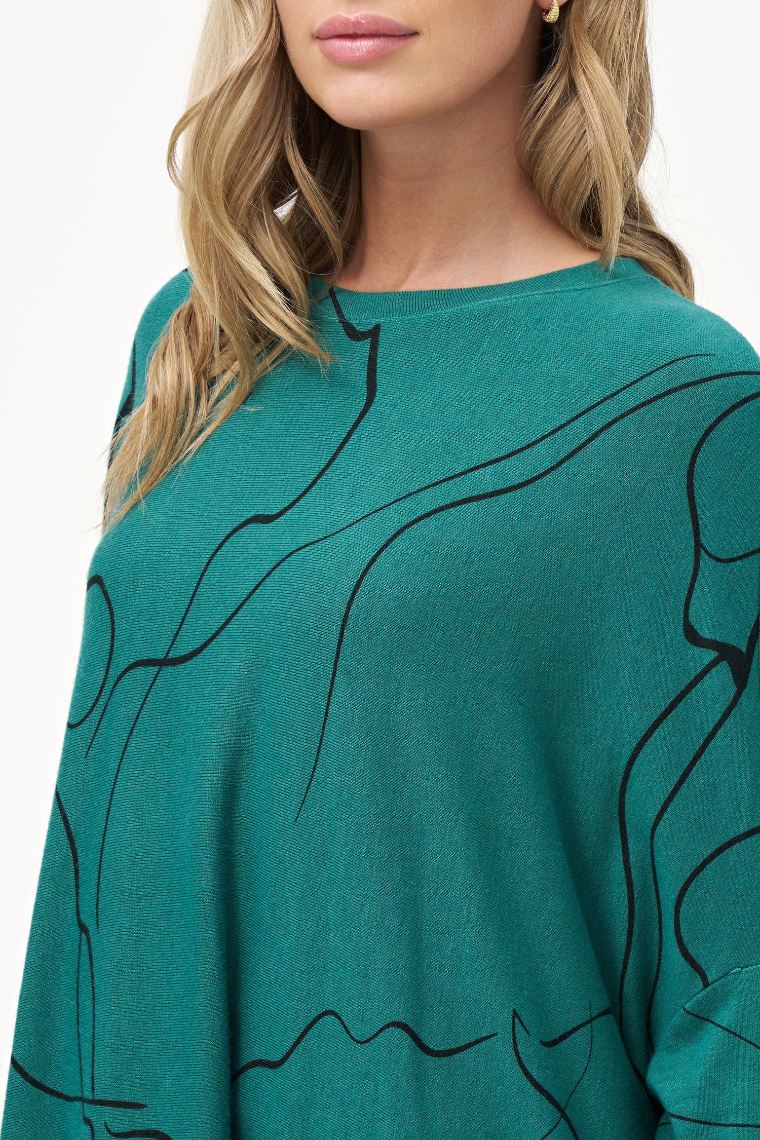 Women's Knit Long Sleeve Oversized Top