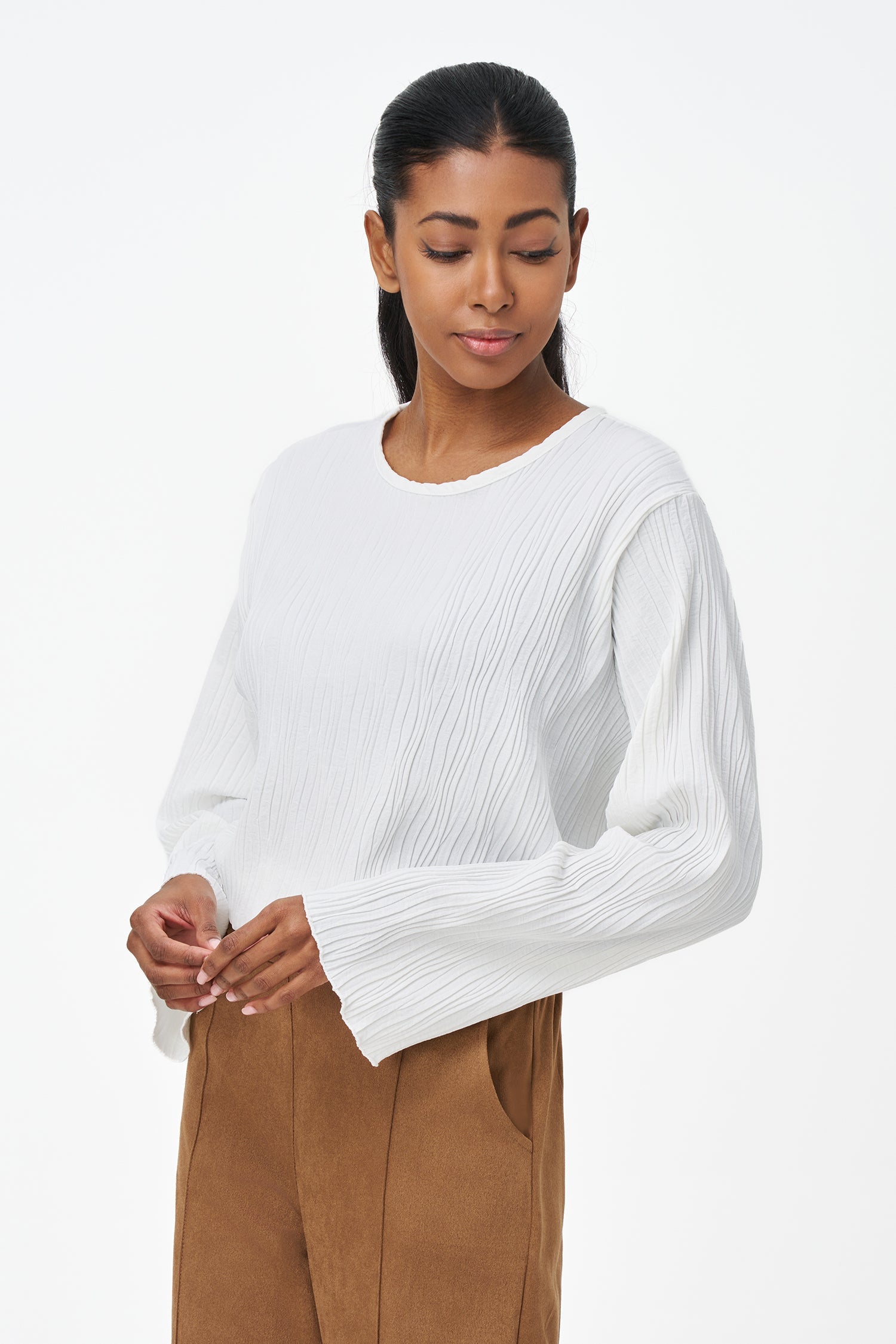 Women's Woven Crew-Neck Long Sleeve Top