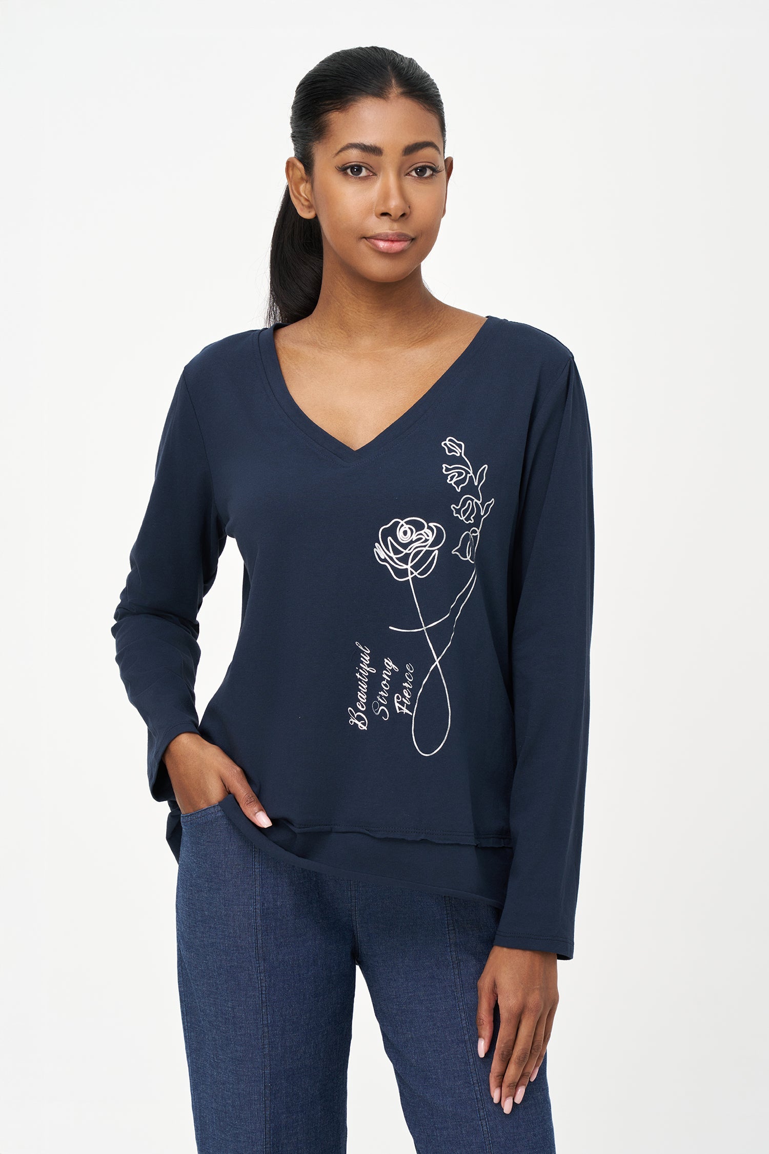 Women's Knit V-Neckline Long Sleeve Top