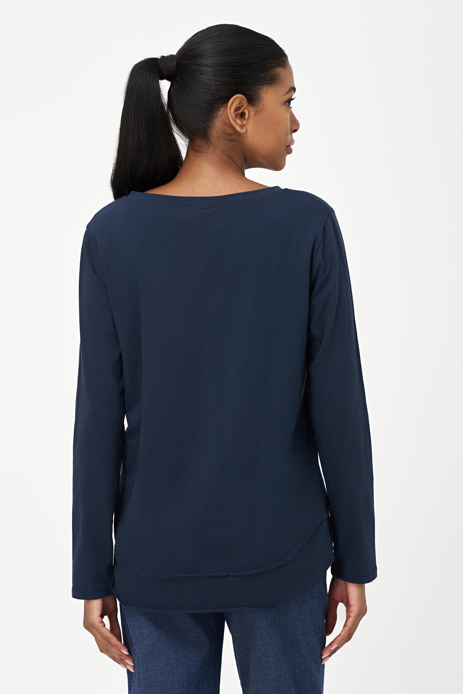 Women's Knit V-Neckline Long Sleeve Top