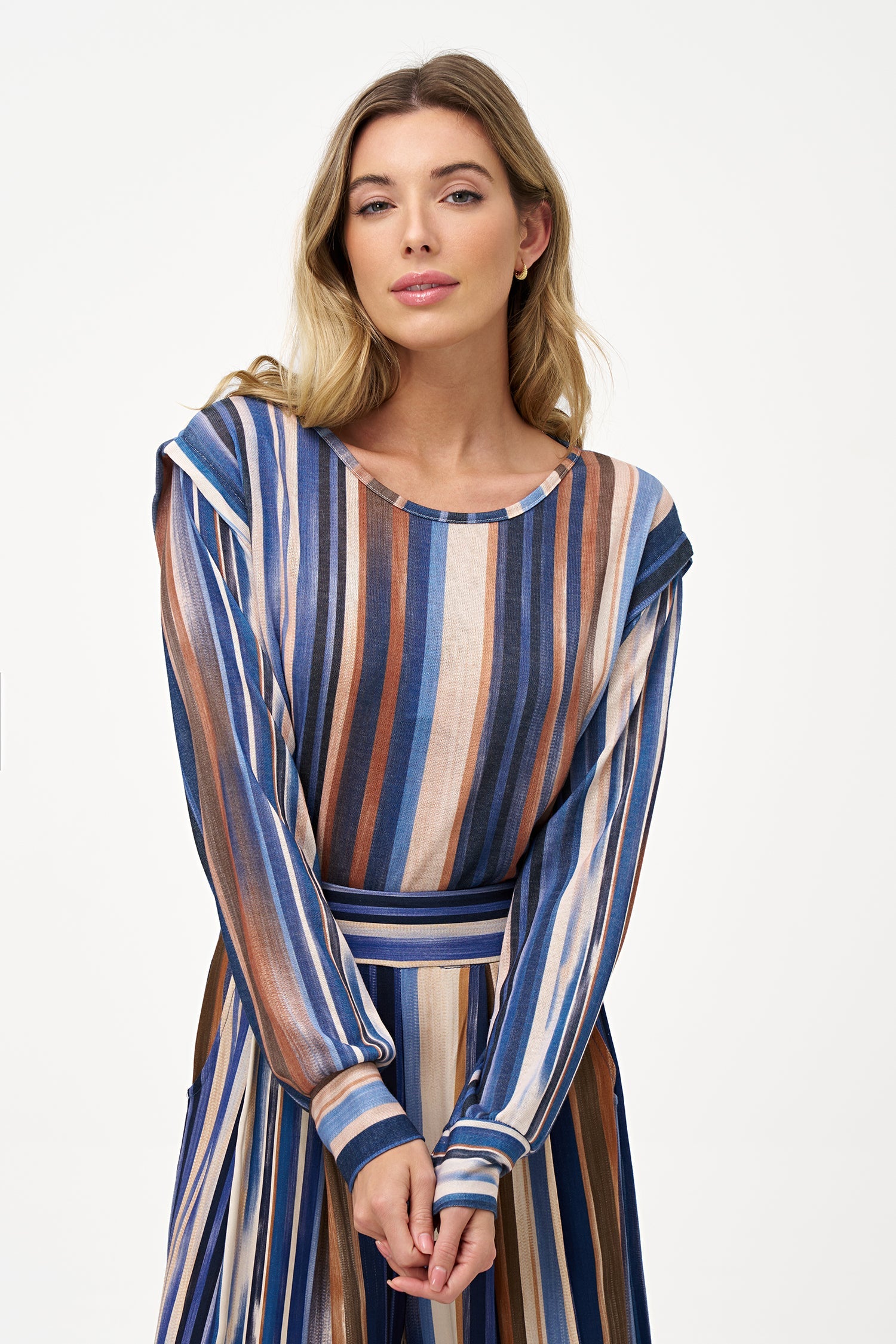 Women's Knit Boat-Neck Long Sleeve Top