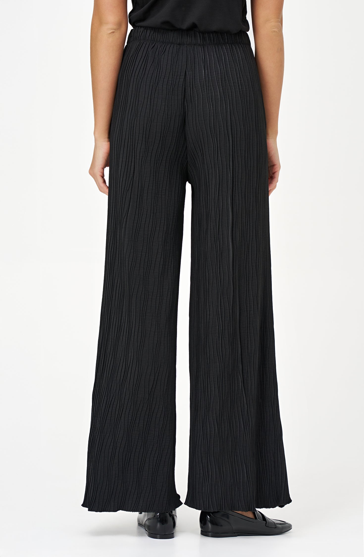 Women's Woven Wide-Leg Pull-On Textured Pants