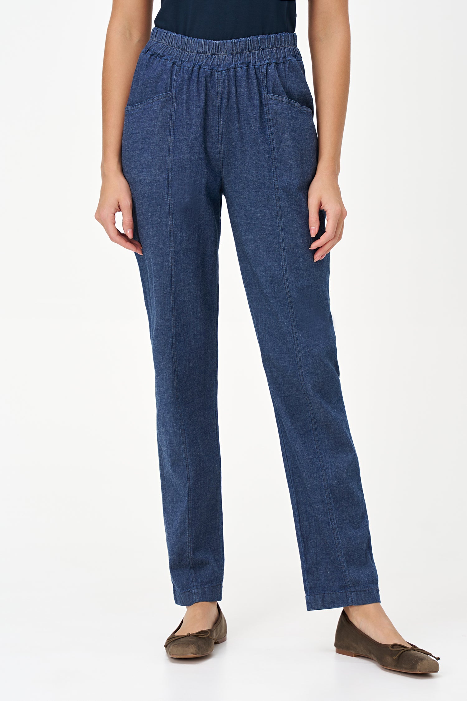 Women's Woven Pull-On Pants