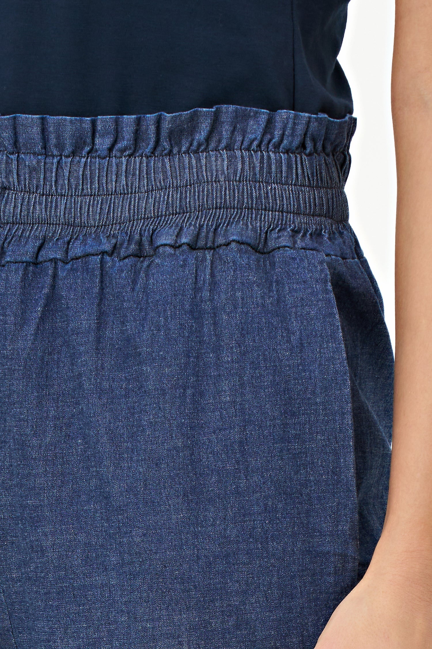 Women's Woven Straight Leg Pul-On Pants