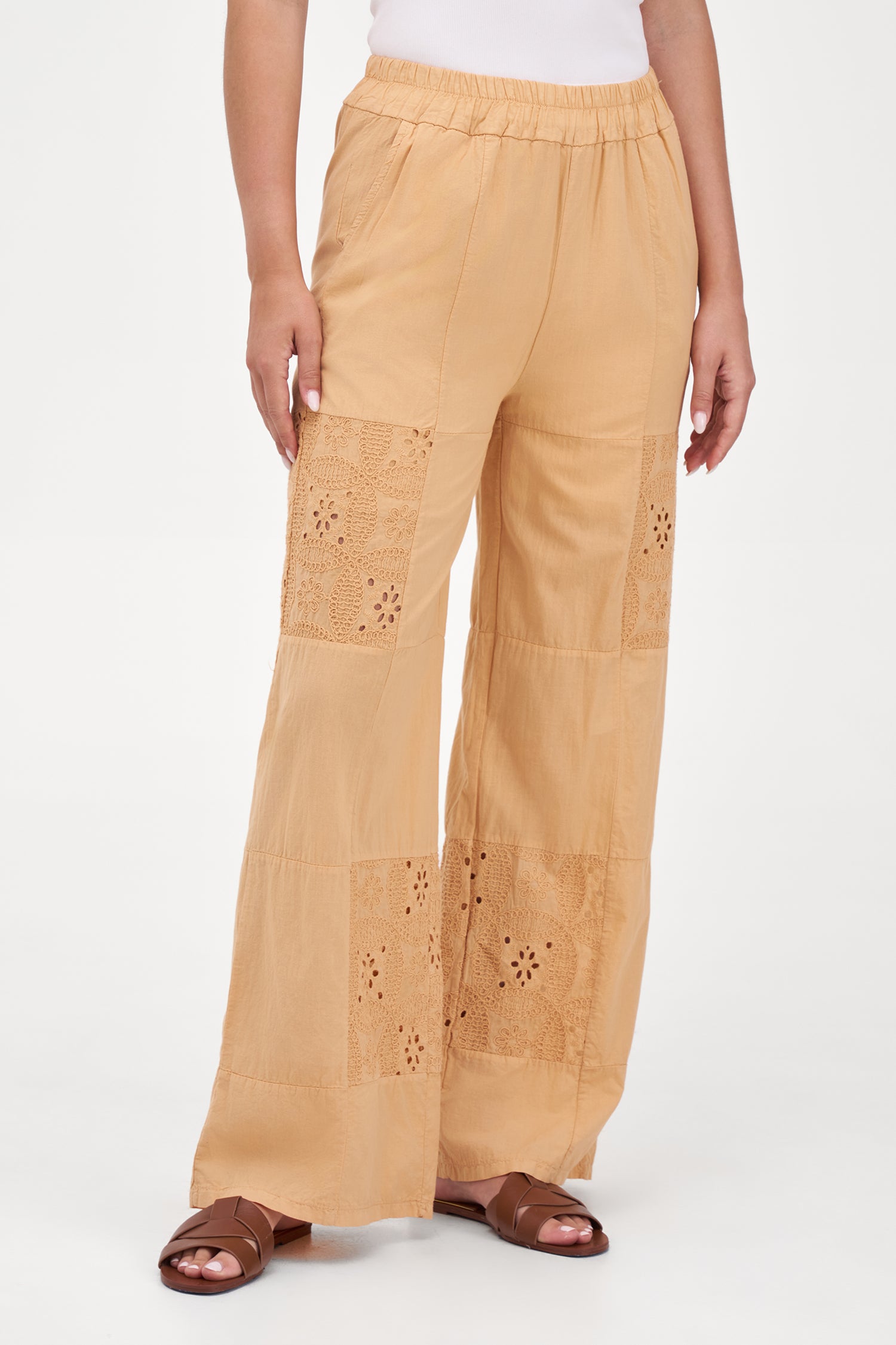 Women's Woven Trousers