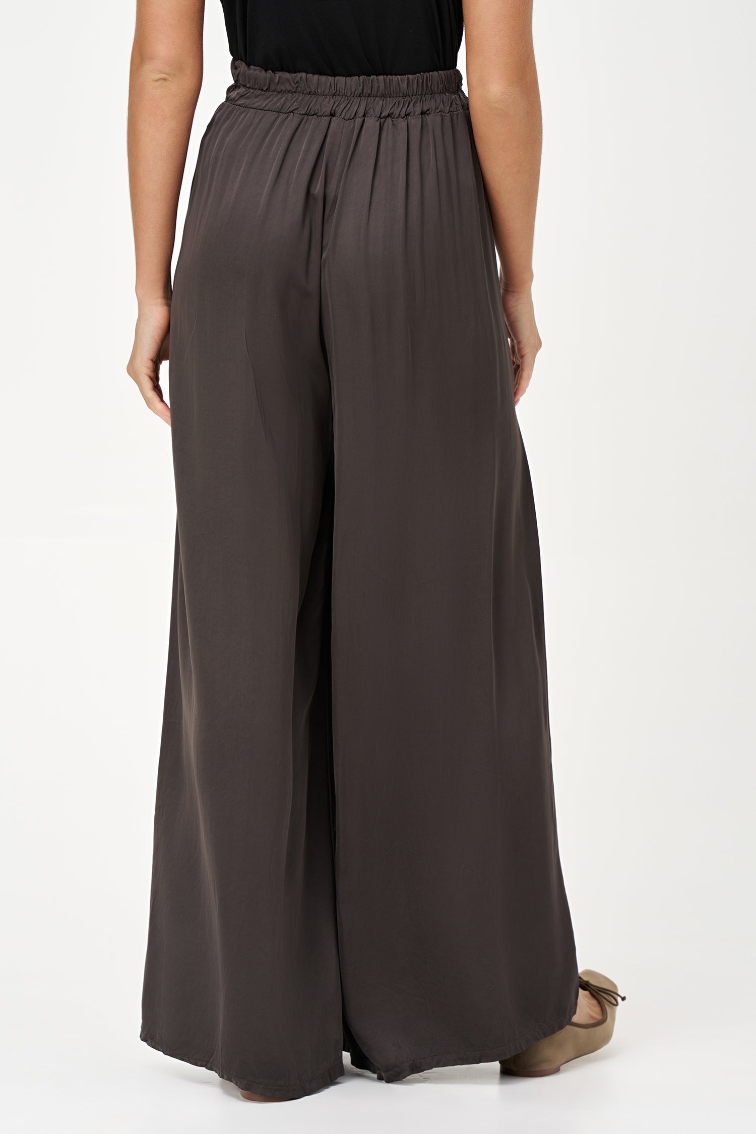 Women's Woven Pull-On Wide Leg Pants With Slash Pockets
