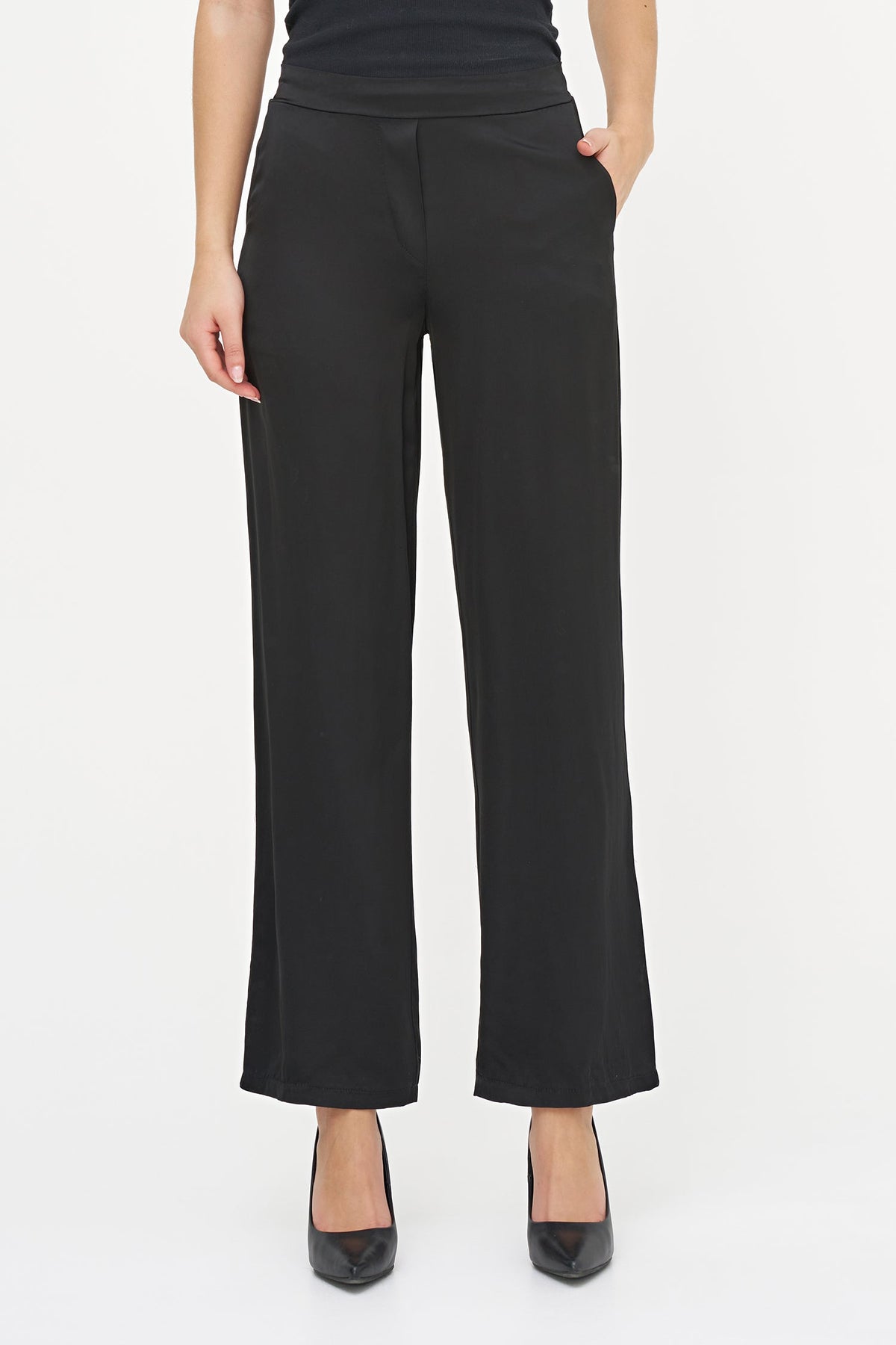 Women's Woven Pull-On Boot-Leg Pant, with Side Seam Pockets