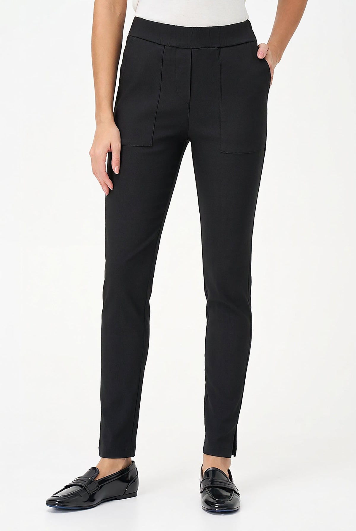Women's Knit Tapered Pull-On Pants with Patch Pockets