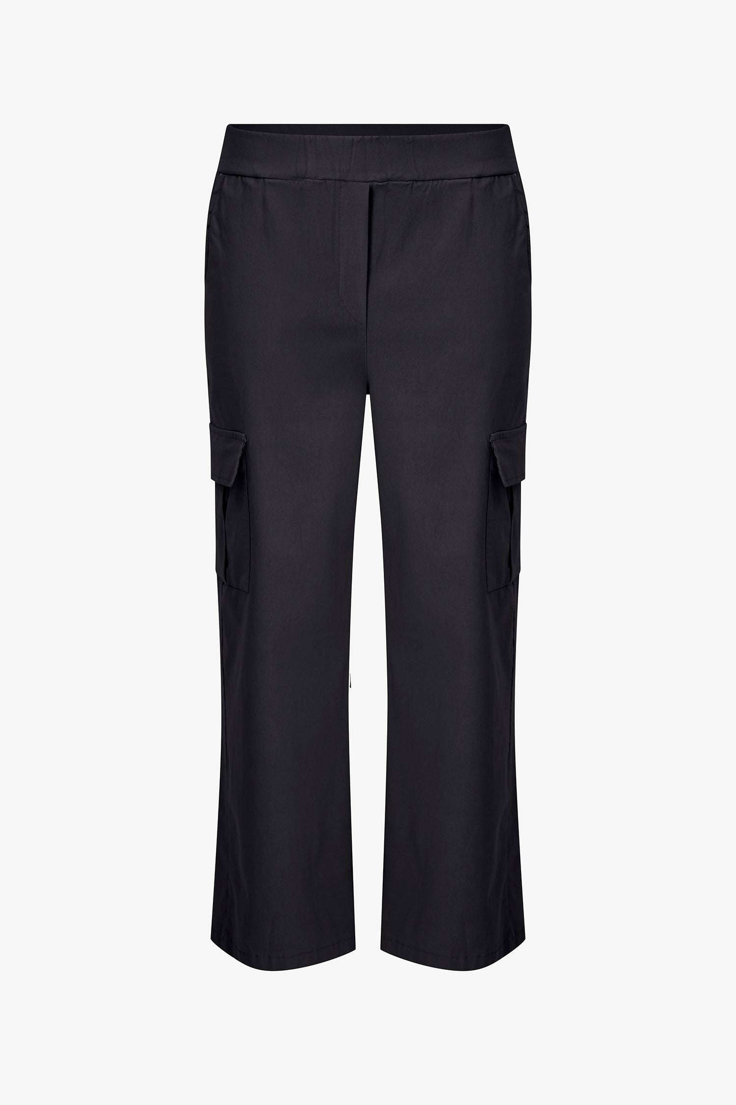Women's Knit Straight Leg Pull-On Cargo Pants With Patch Pockets