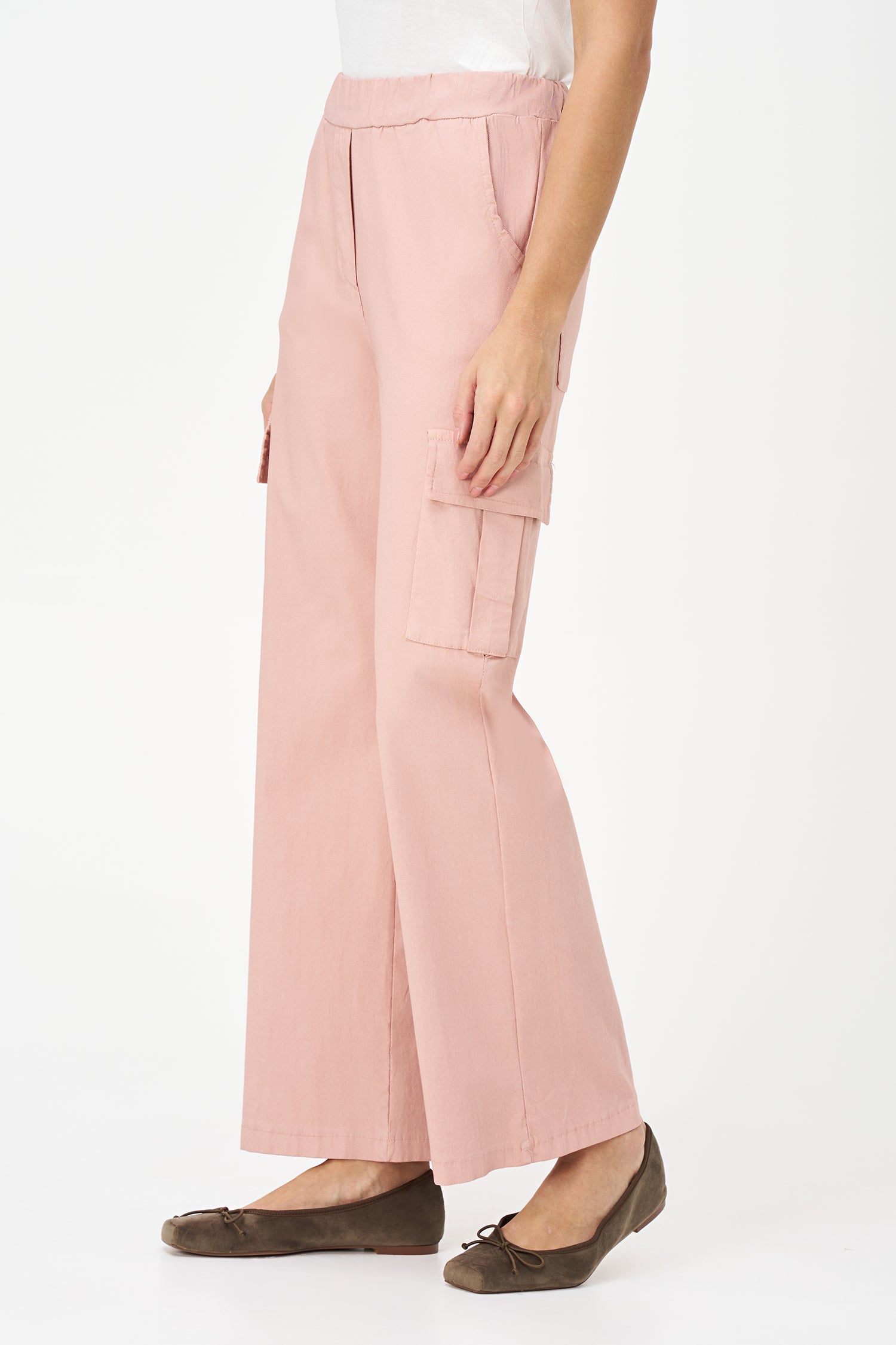Women's Knit Straight Leg Pull-On Cargo Pants With Patch Pockets