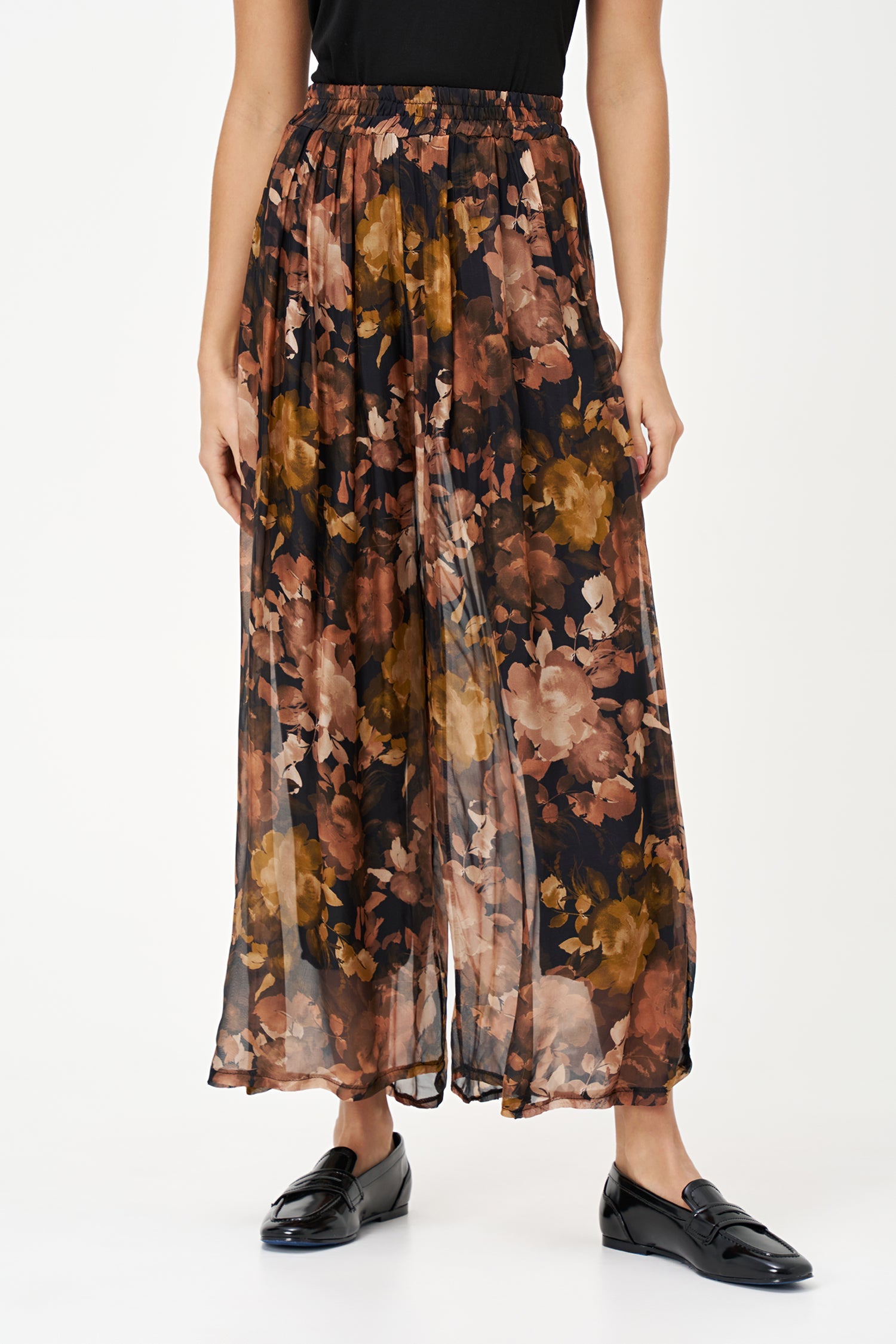 Women's Woven Wide Leg Pull-On Pants
