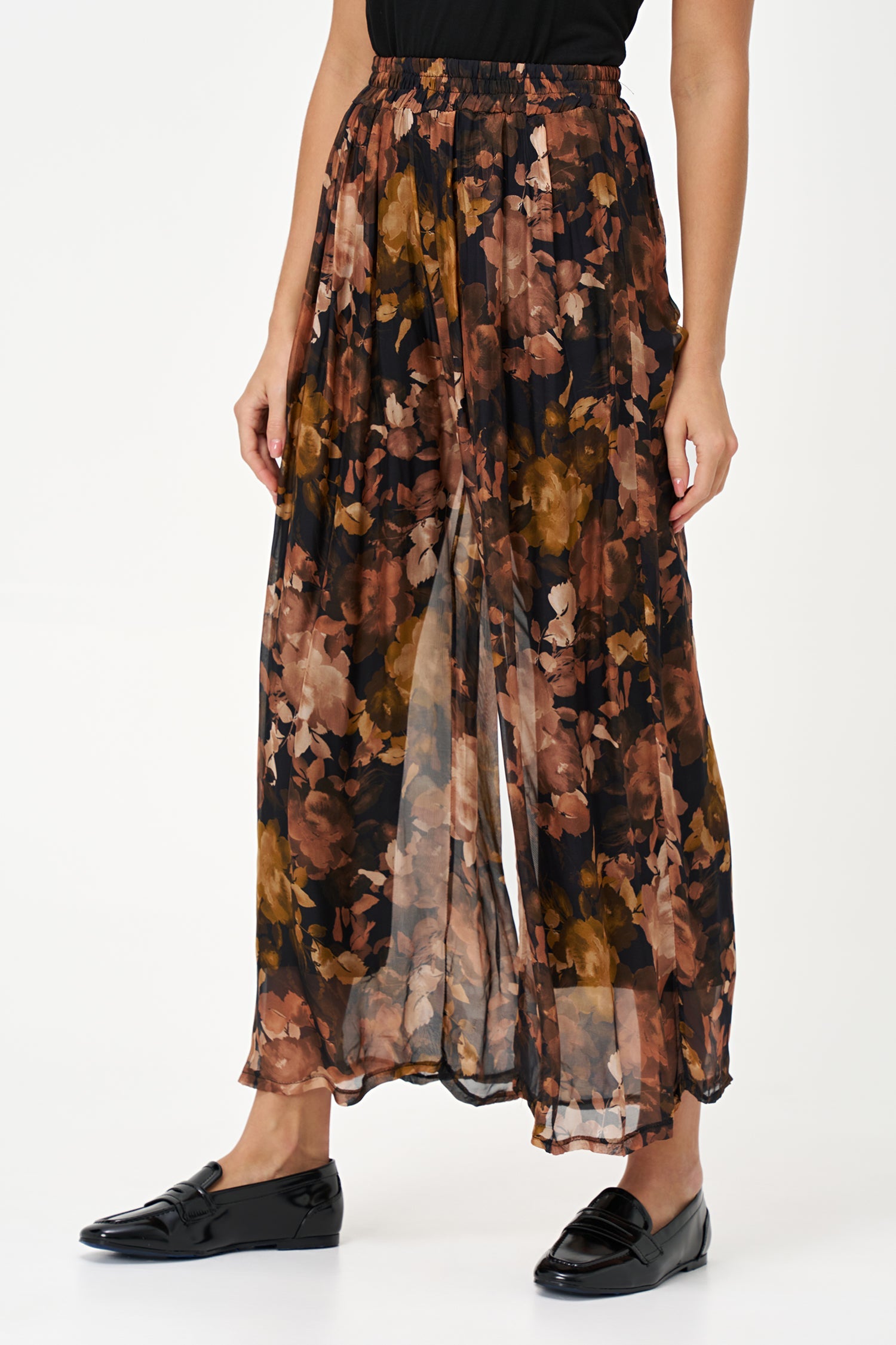Women's Woven Wide Leg Pull-On Pants