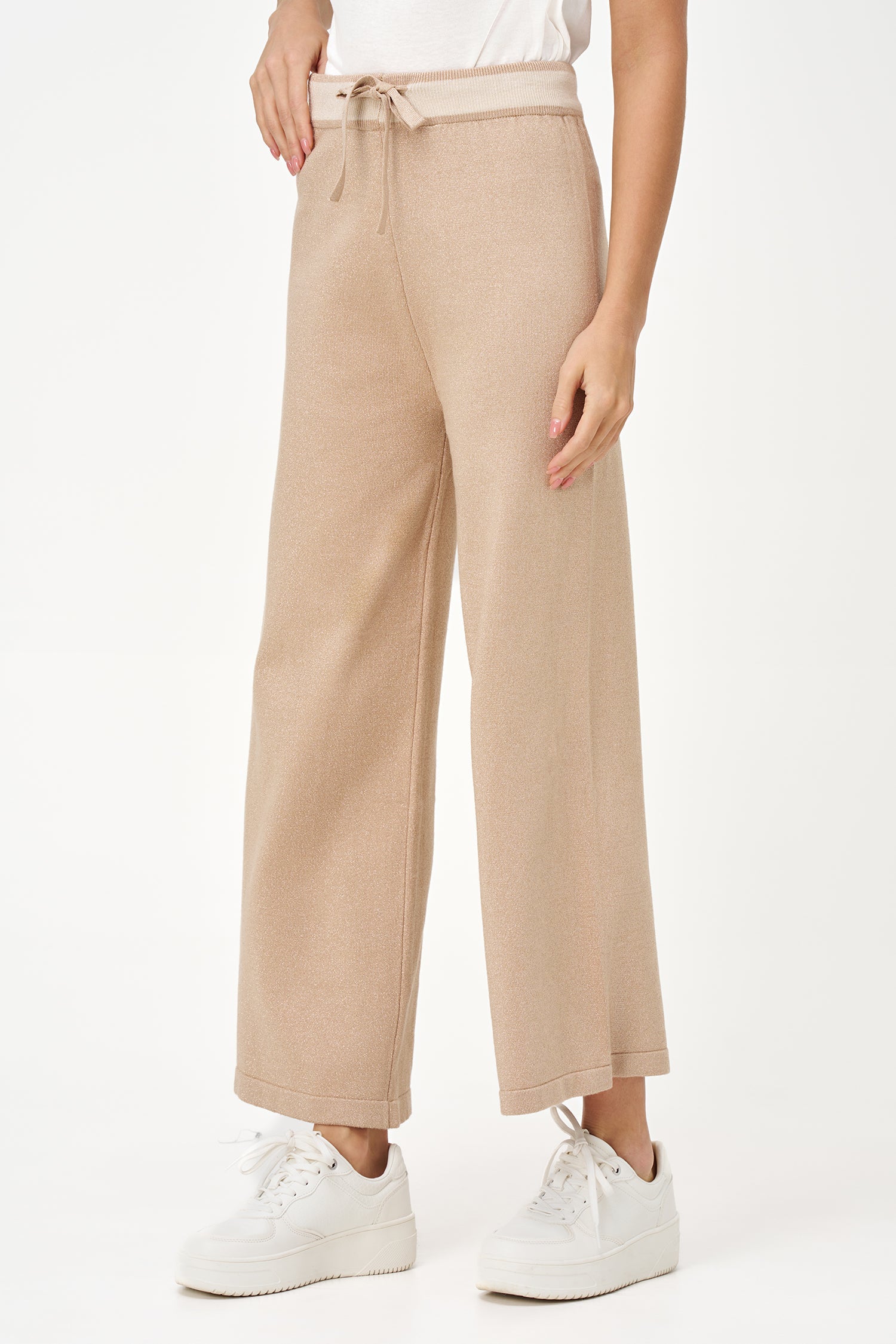 Women's knit pull-on pant, with draw cord at waistband