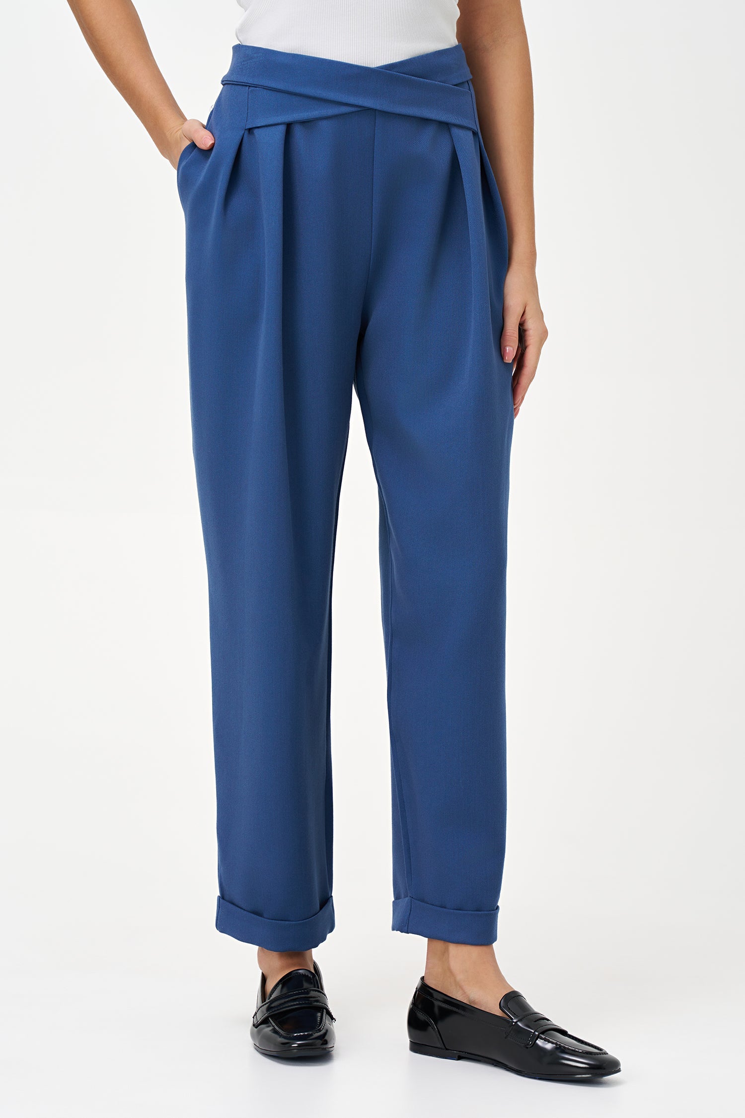 Women's Woven Pull-On Pants