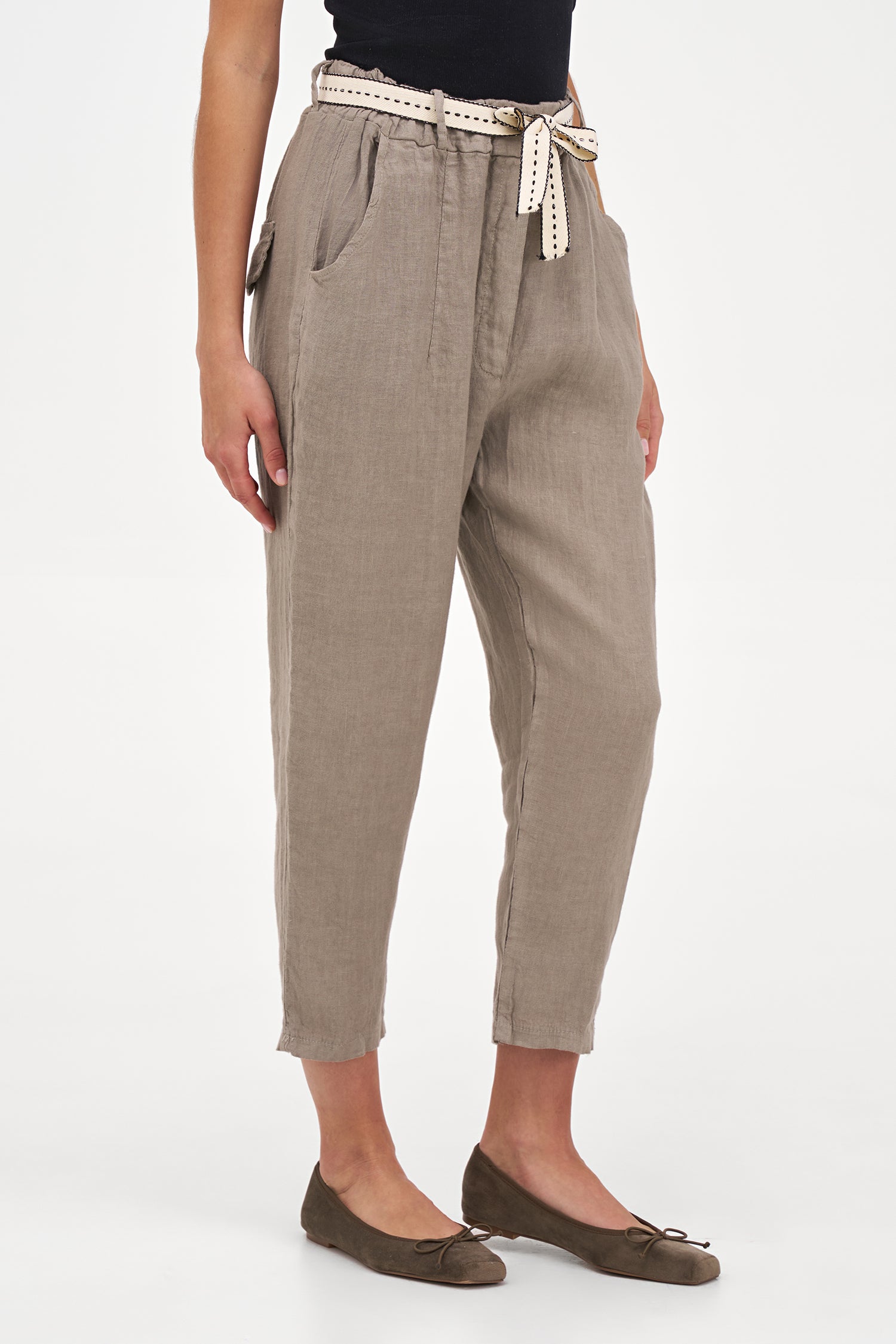 Women's Woven Capri Trousers
