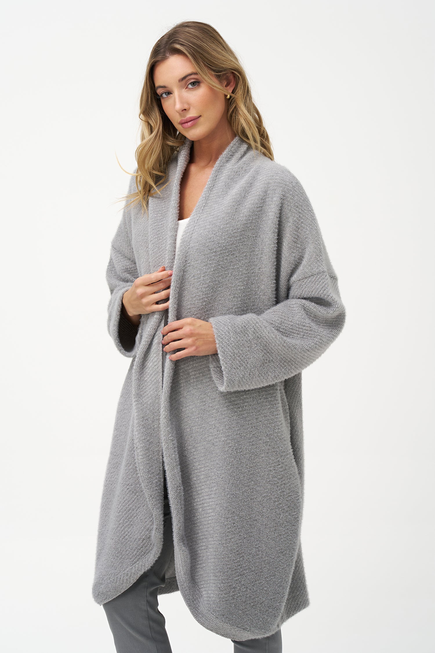 Women's Knit Long Sleeve Cardigan With A Shawl Collar
