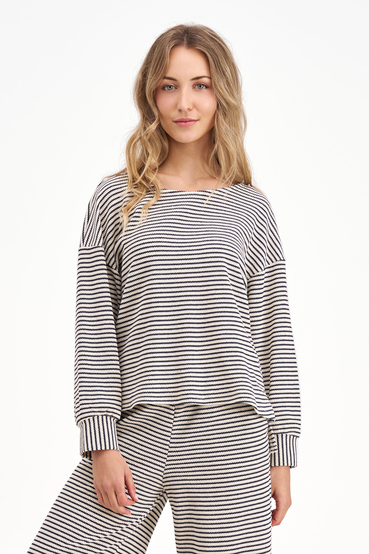 Women's Knit Sweatshirt