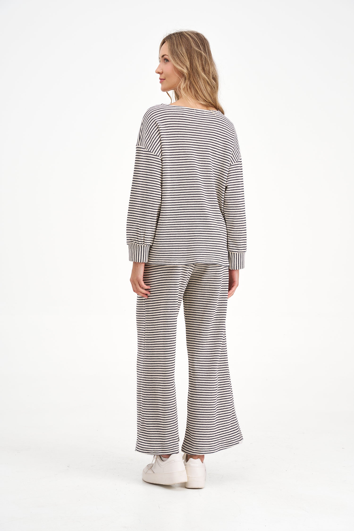 Women's Knit Sweatshirt