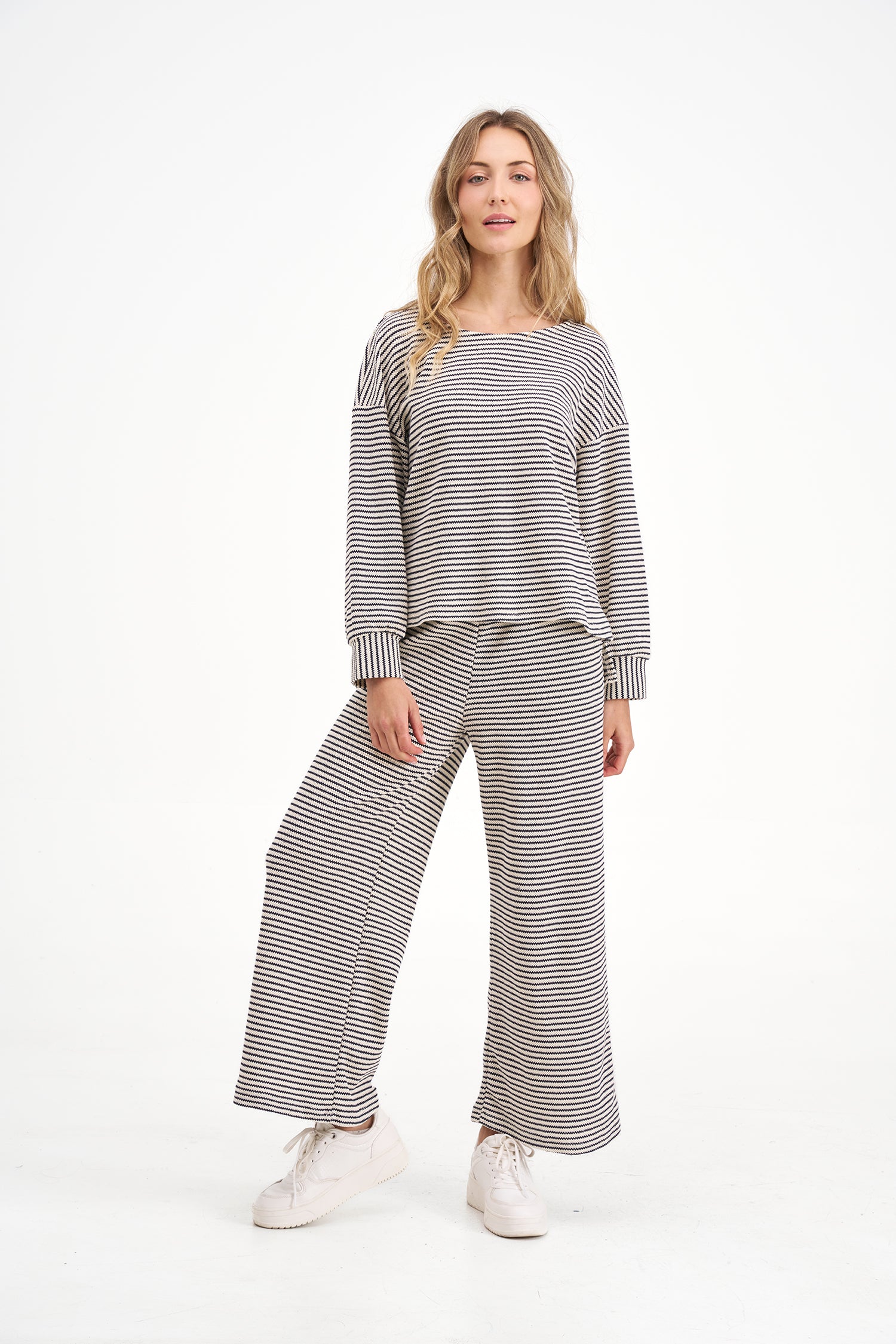 Women's Knit Sweatshirt