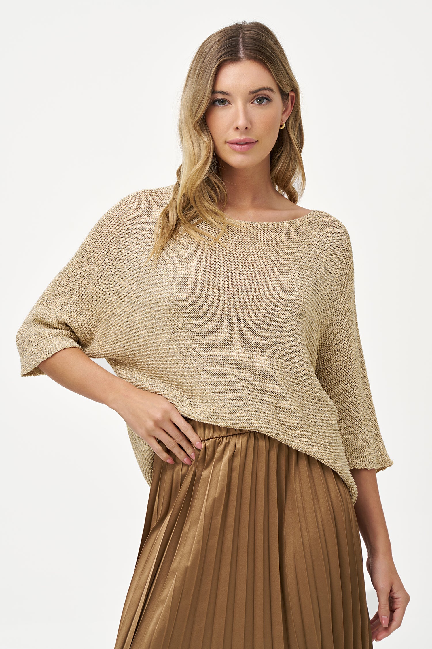 Women’s knit boat-neck sweater, with 3/4th length sleeves