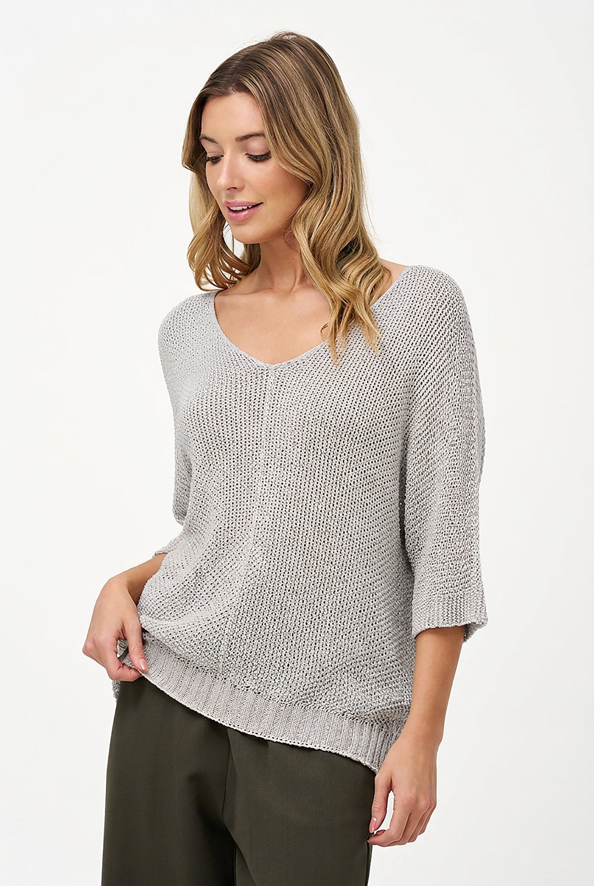 Women's Knit V-Neck Sweater with 3/4 Sleeves